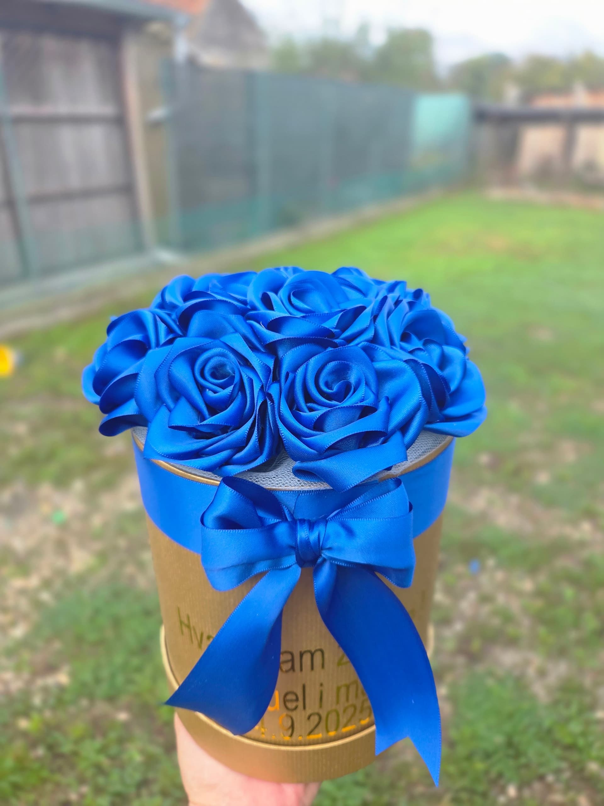 Satenski box - Dekoracije Novak - Elegantne dekoracije za proslave